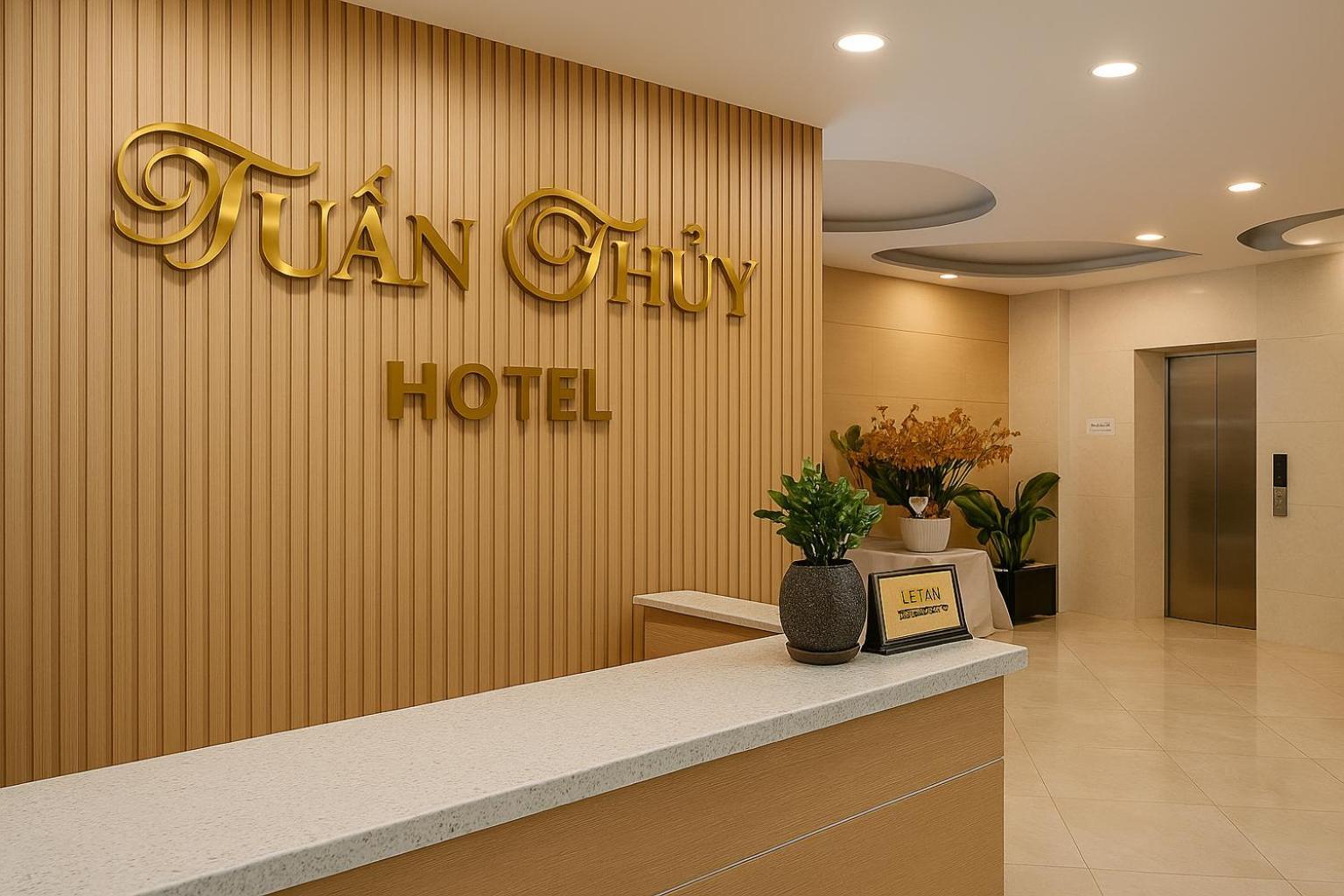Tuan Thuy Hotel Далат Экстерьер фото
